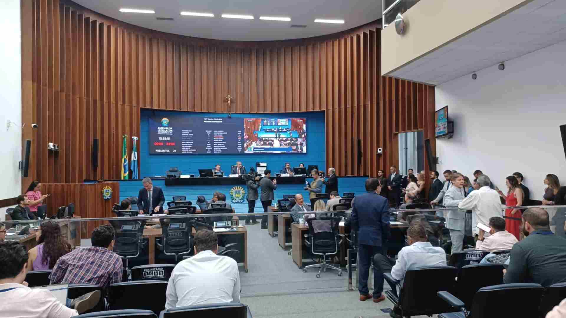 Projeto de criação do Programa Estadual de Prevenção à...