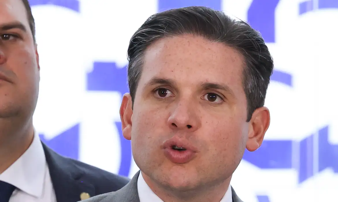 Após manobra de Hugo Motta, CCJ da Câmara Federal analisa escala...
