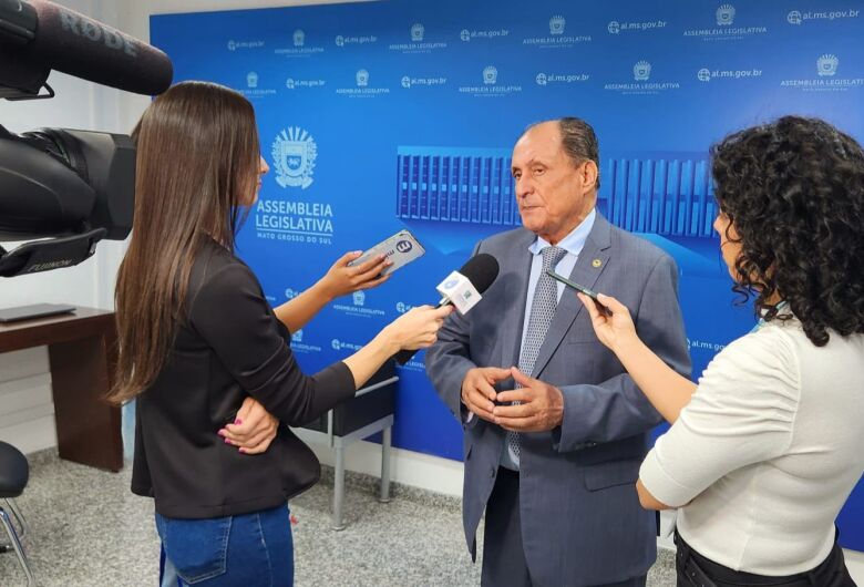 Zé Teixeira garante proteção a vigilantes e articula recursos para...