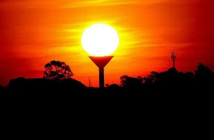 Clima quente e possibilidade de chuvas isoladas marcam o tempo em...