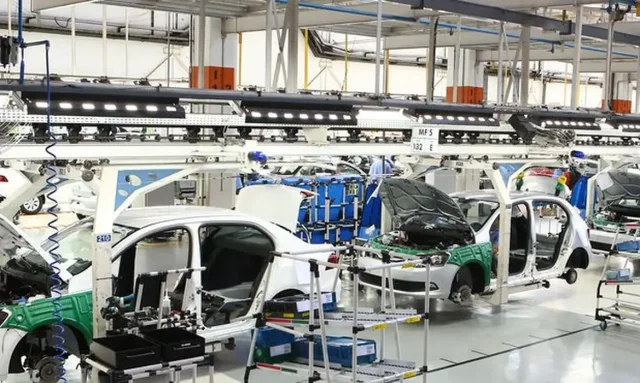 Indústria nacional varia 0,1% em março e acumula alta de 3,1% em...