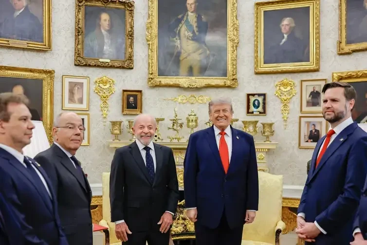 Lula e Trump orientam ministros a resolverem tarifas em 30 dias