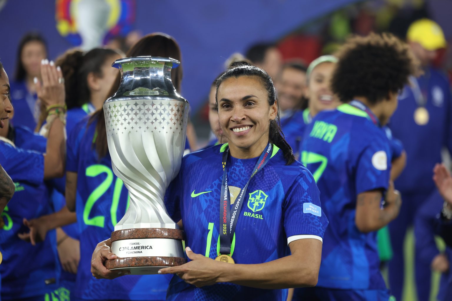 Marta retorna à Seleção Feminina para amistosos contra os Estados...