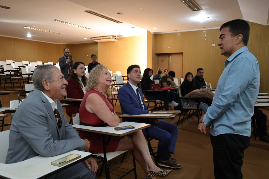 Prefeitura de Dourados reforça Saúde e Procuradoria com posse de...