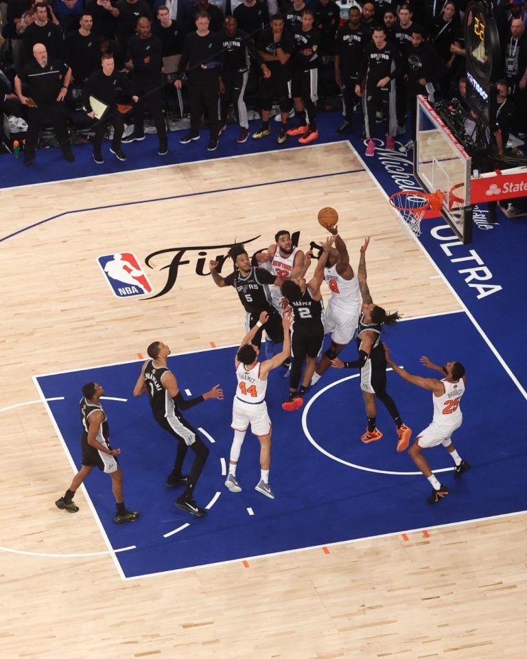 Knicks fazem virada histórica sobre os Spurs e ficam perto do...
