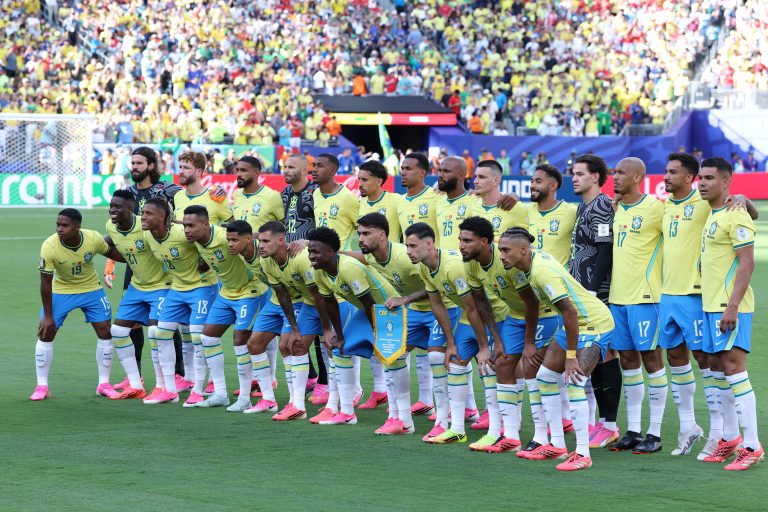 Brasil cai na Copa de 2026 e chega ao maior jejum de títulos da sua...