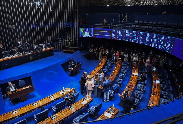 Senado acelera votações antes das eleições e inicia semana de...