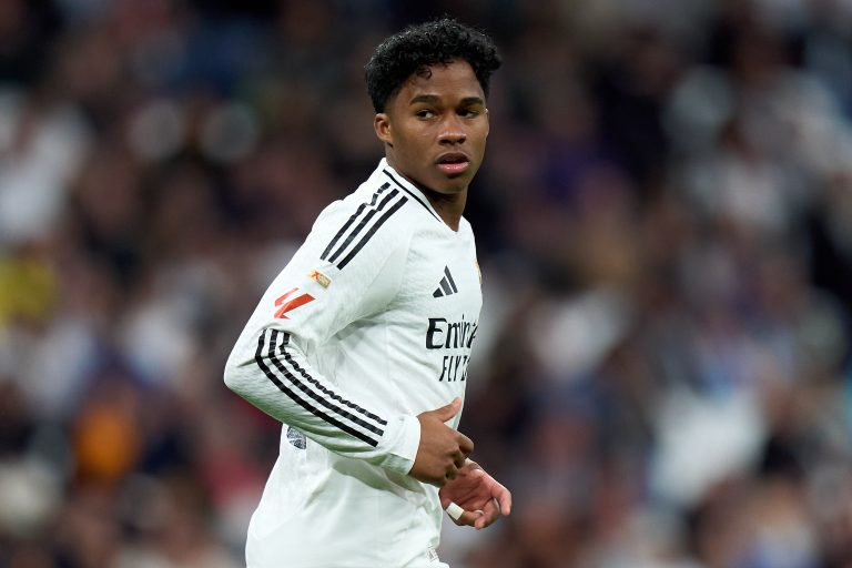 Liverpool mira Endrick e pode oferecer R$ 410 milhões ao Real Madrid