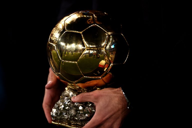 Bola de Ouro 2026 tem três brasileiros indicados e forte presença...