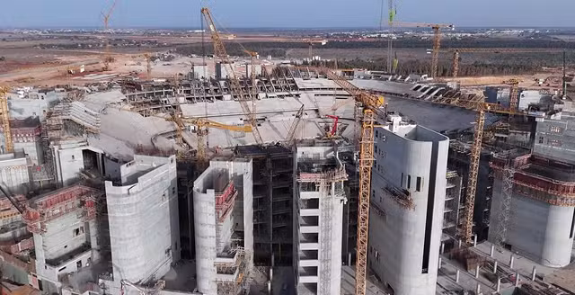 Estádio para 115 mil torcedores avança no Marrocos e entra na...