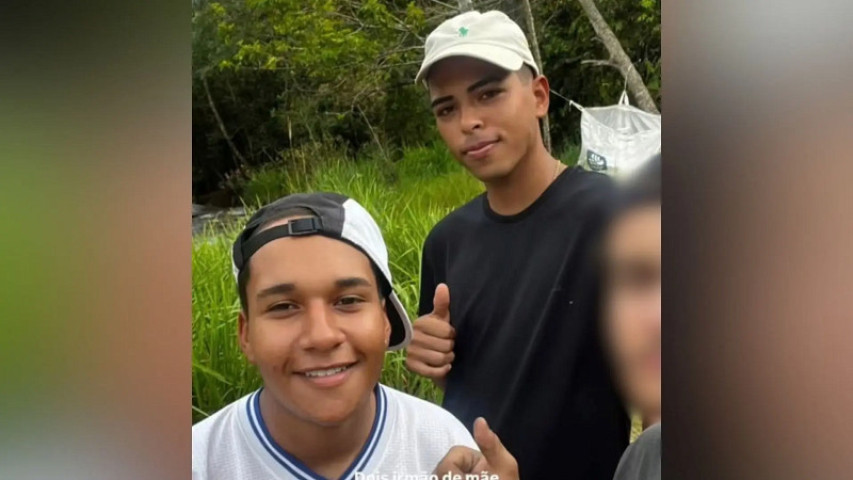 Soldados de 19 anos morrem em acidente na BR-163 e colegas lamentam...